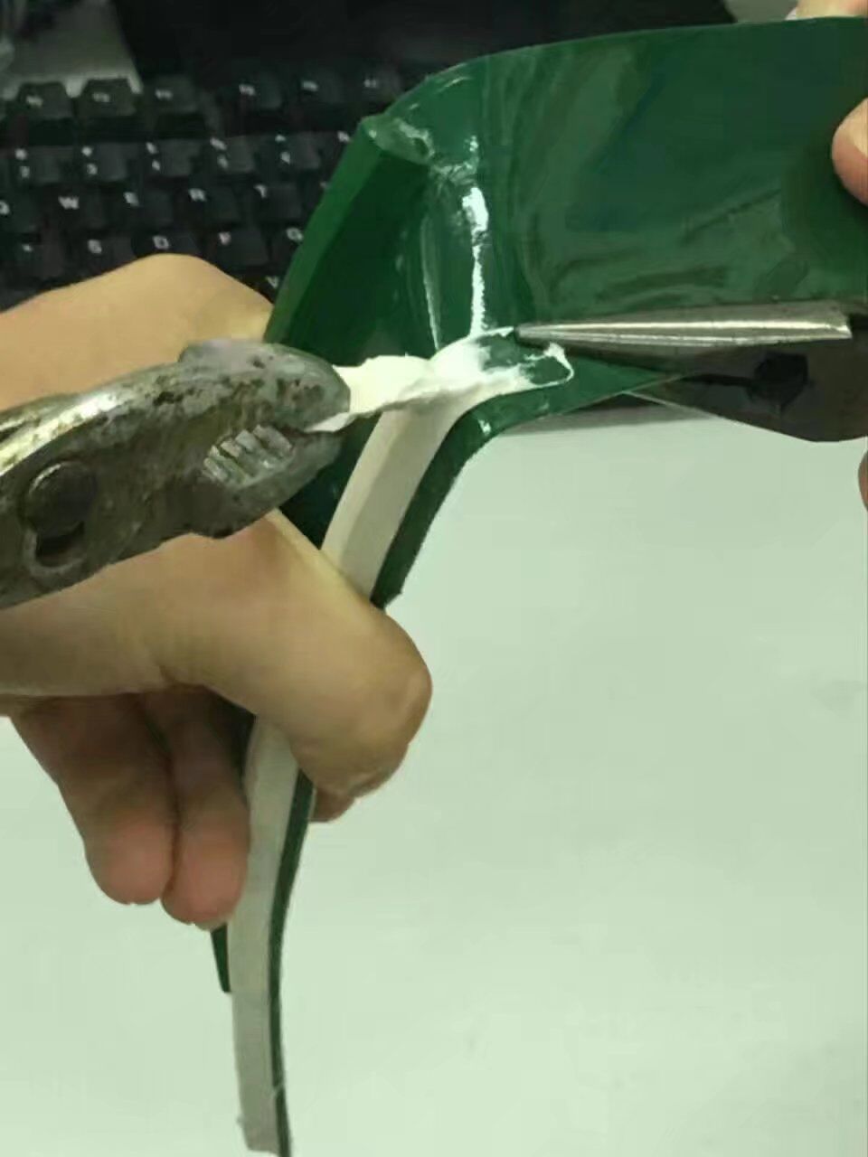 pVC輸送帶達(dá)到撕裂的效果